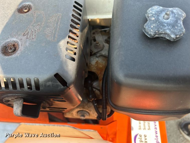 image for item DS8992 Snowrator ZX4