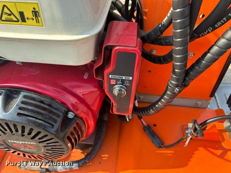 image for item DS8992 Snowrator ZX4