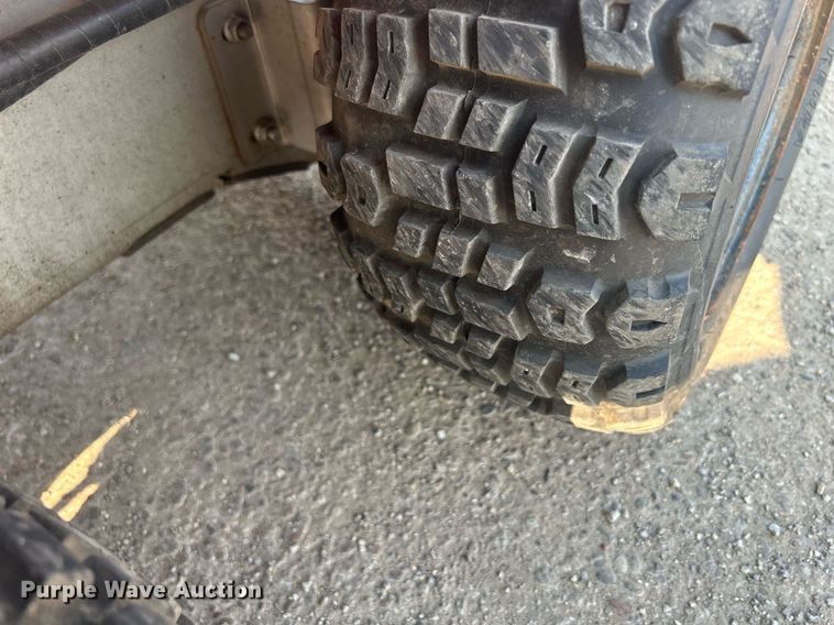 image for item DS8992 Snowrator ZX4