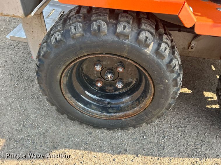 image for item DS8992 Snowrator ZX4