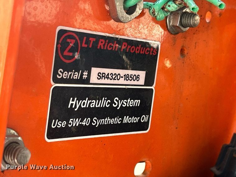 image for item DS8992 Snowrator ZX4