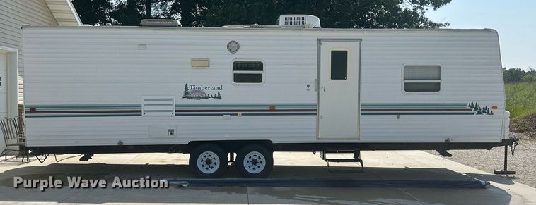 image for item DS8997 2001 Timberland  camper