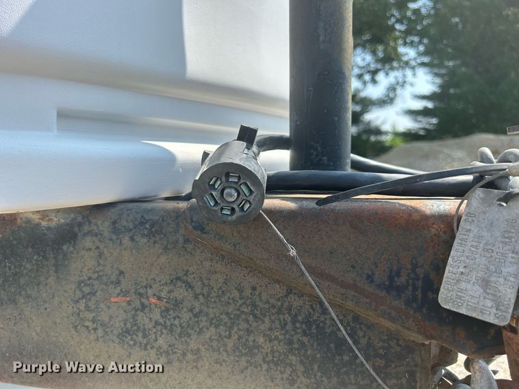 image for item DS8997 2001 Timberland  camper