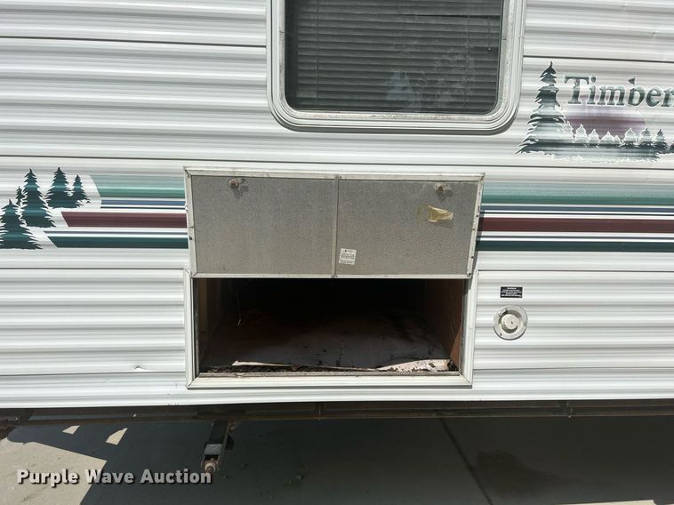 image for item DS8997 2001 Timberland  camper