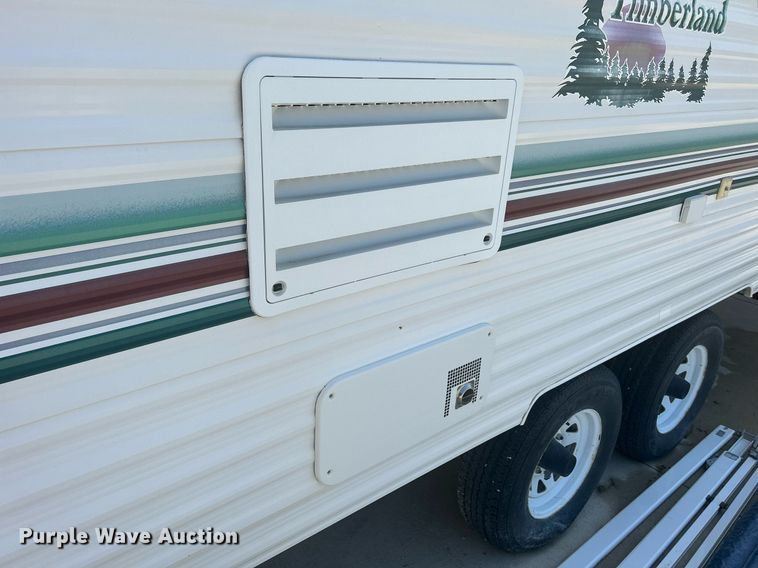 image for item DS8997 2001 Timberland  camper