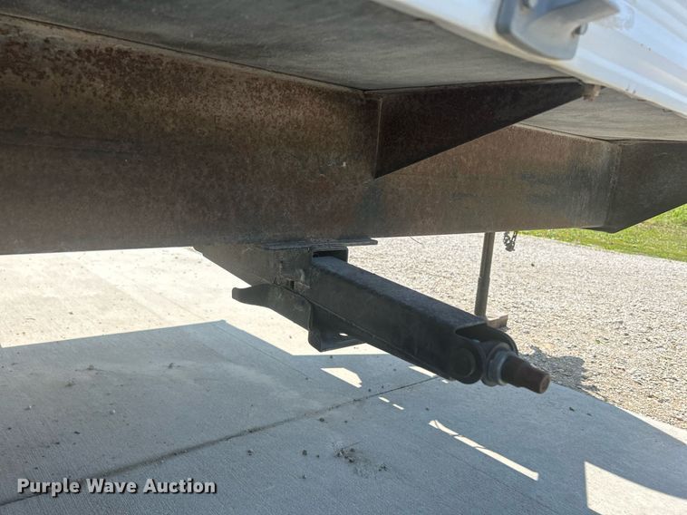 image for item DS8997 2001 Timberland  camper