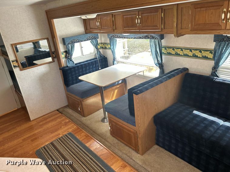 image for item DS8997 2001 Timberland  camper