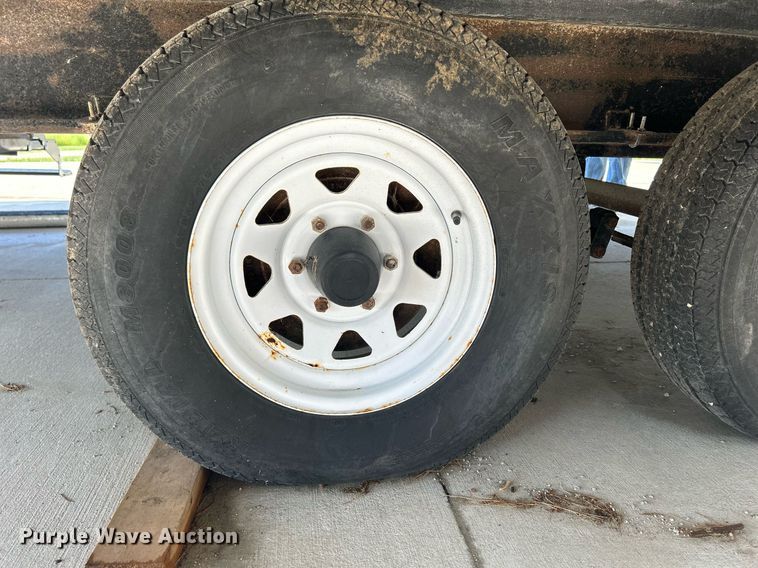 image for item DS8997 2001 Timberland  camper