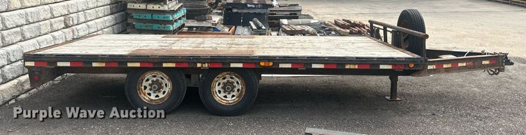 image for item DS8998 2014 PJ Trailers F8162  equipment trailer