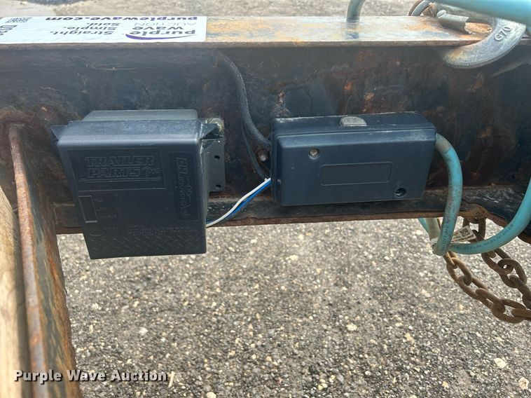 image for item DS8998 2014 PJ Trailers F8162  equipment trailer