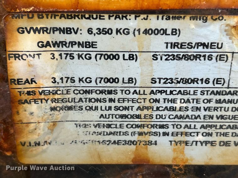 image for item DS8998 2014 PJ Trailers F8162  equipment trailer