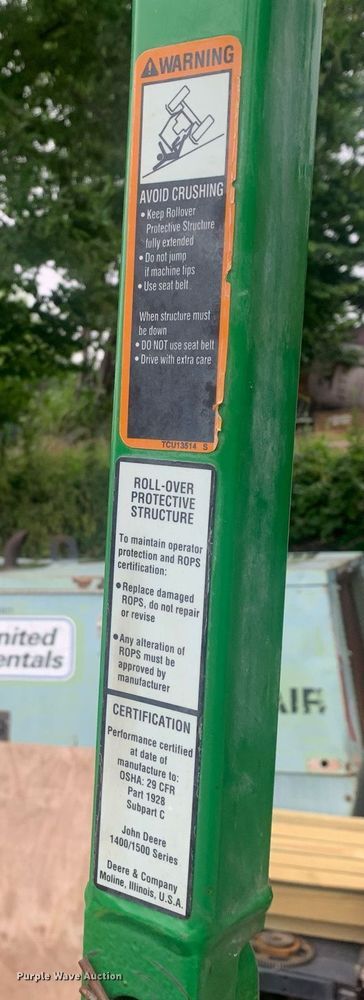 image for item EY9828 2013 John Deere F1435 Series II  lawn mower