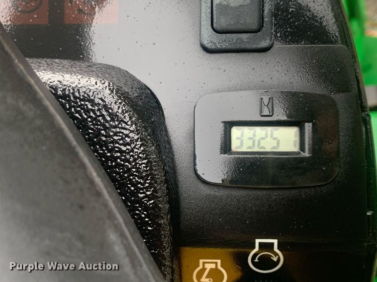 image for item EY9828 2013 John Deere F1435 Series II  lawn mower