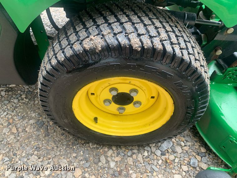 image for item EY9828 2013 John Deere F1435 Series II  lawn mower