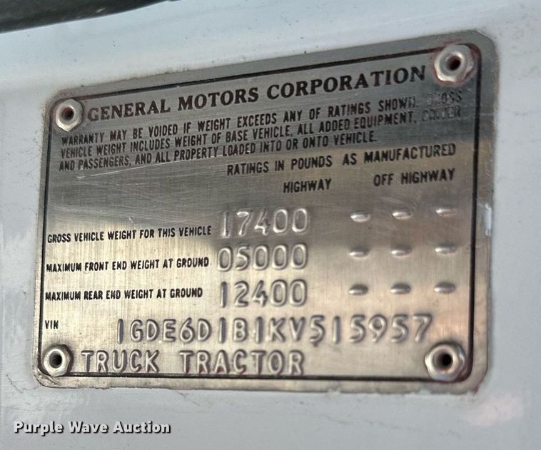 image for item HU9383 1989 GMC C60  grain truck