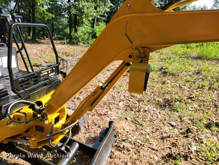 image for item HY9033 2007 Komatsu PC18MR-2  mini excavator