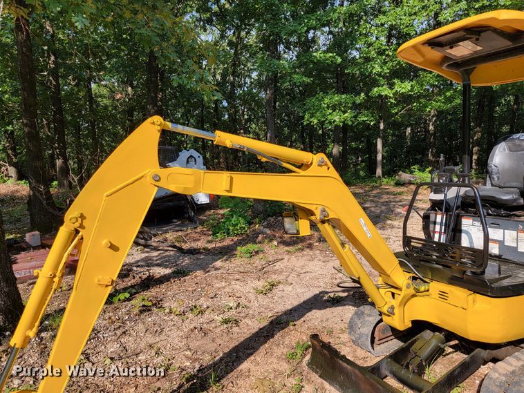 image for item HY9033 2007 Komatsu PC18MR-2  mini excavator