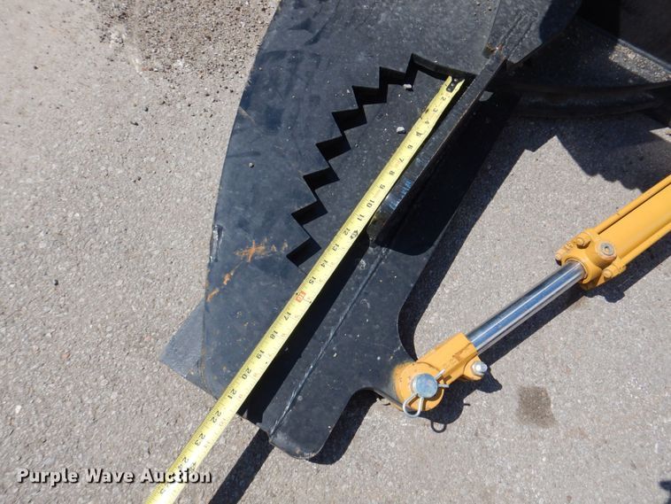 image for item IB9548 Skid steer tree puller