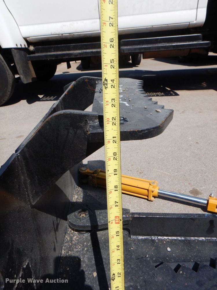 image for item IB9548 Skid steer tree puller