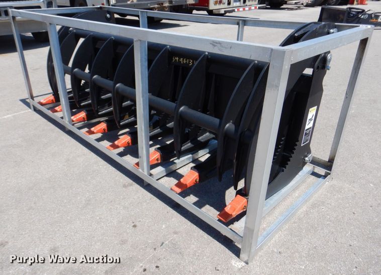 image for item IB9552 Skid steer grapple bucket