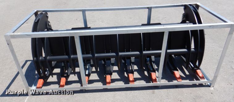 image for item IB9552 Skid steer grapple bucket