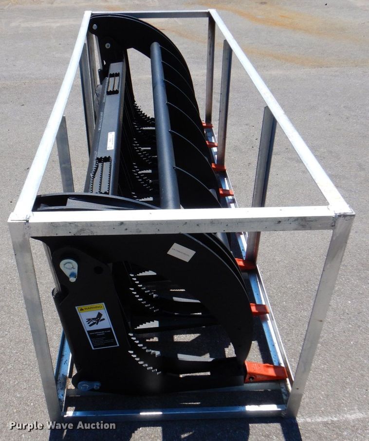 image for item IB9552 Skid steer grapple bucket