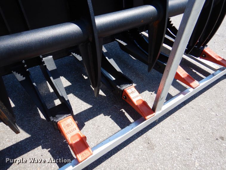image for item IB9552 Skid steer grapple bucket