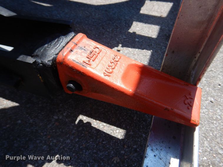 image for item IB9552 Skid steer grapple bucket