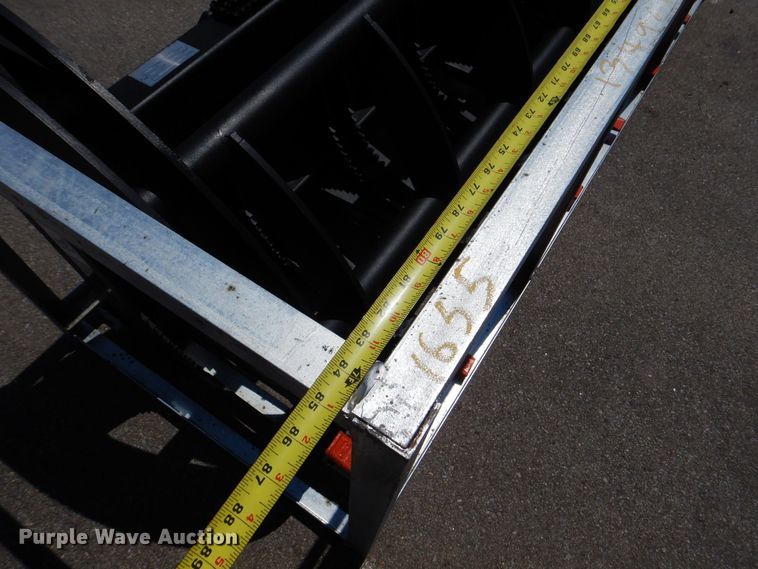 image for item IB9552 Skid steer grapple bucket