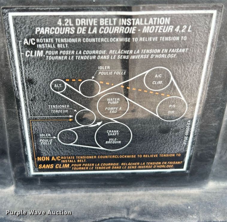 image for item II9208 2000 Ford E150  van