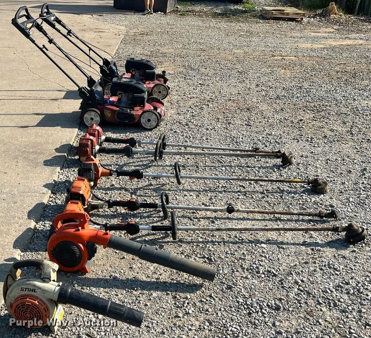 image for item II9212 Lawn equipment