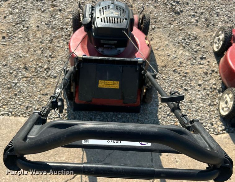 image for item II9212 Lawn equipment