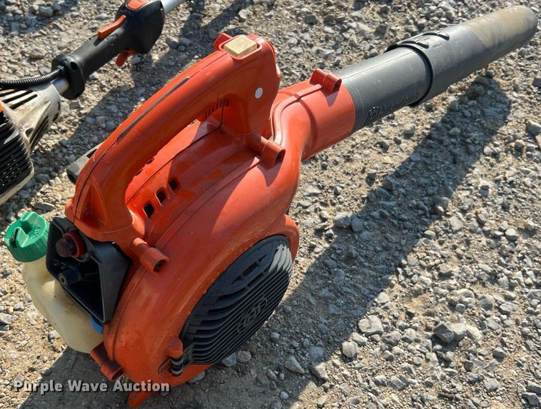 image for item II9212 Lawn equipment