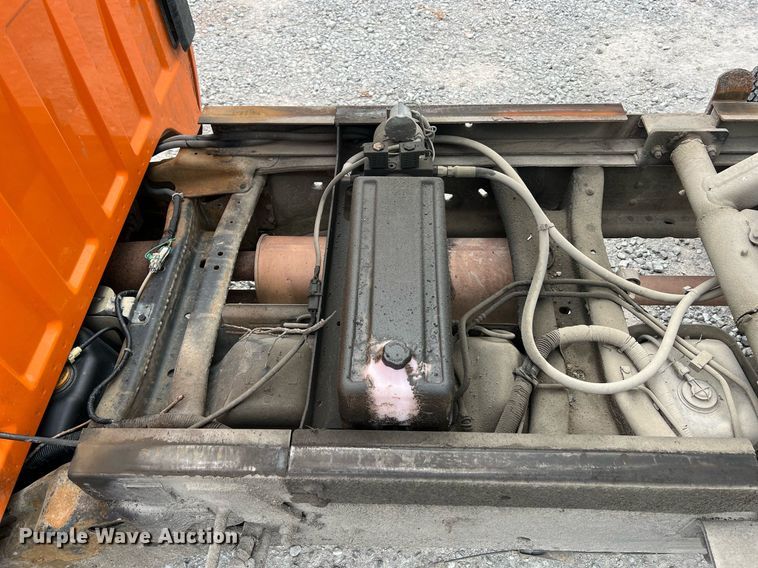 image for item II9220 2011 GMC Sierra 3500HD  dump flatbed pickup truck