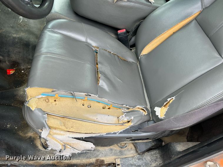 image for item II9220 2011 GMC Sierra 3500HD  dump flatbed pickup truck