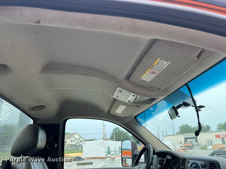 image for item II9220 2011 GMC Sierra 3500HD  dump flatbed pickup truck