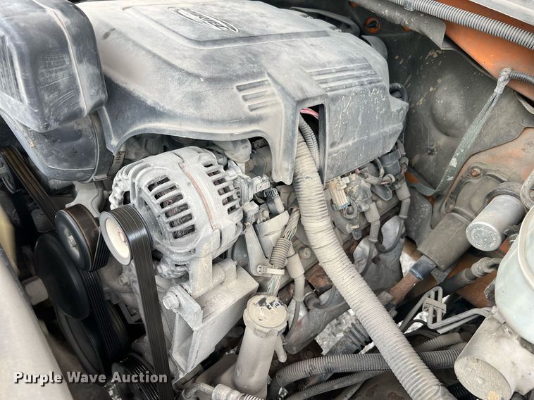 image for item II9220 2011 GMC Sierra 3500HD  dump flatbed pickup truck