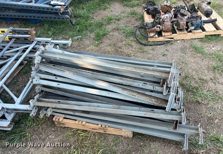 image for item II9222 Pallet racking