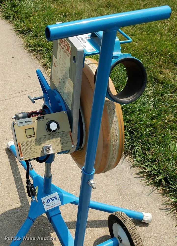 image for item IP9259 Jugs Super Softball  pitching machine