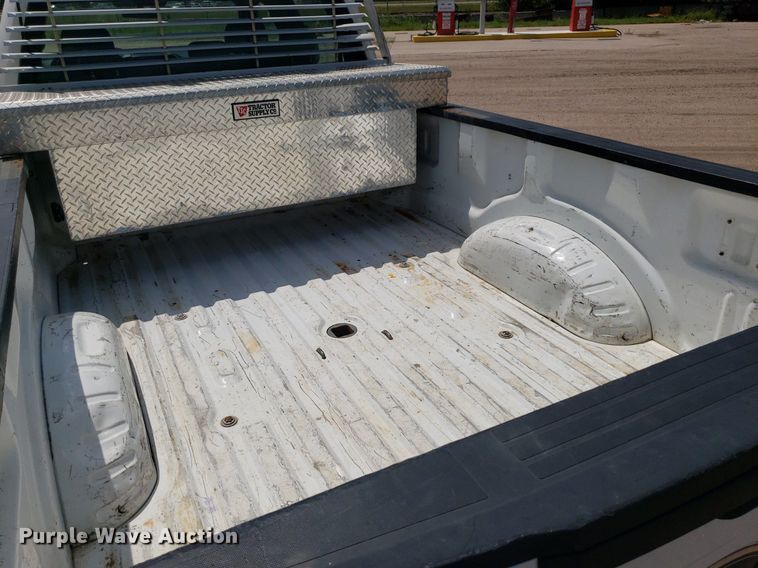 image for item IP9271 2018 Ford F250 Super Duty XL  Crew Cab pickup truck