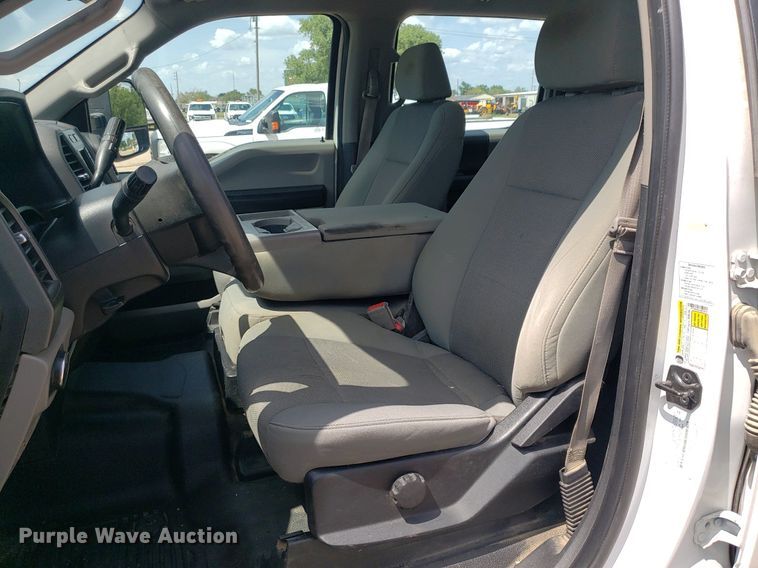 image for item IP9271 2018 Ford F250 Super Duty XL  Crew Cab pickup truck