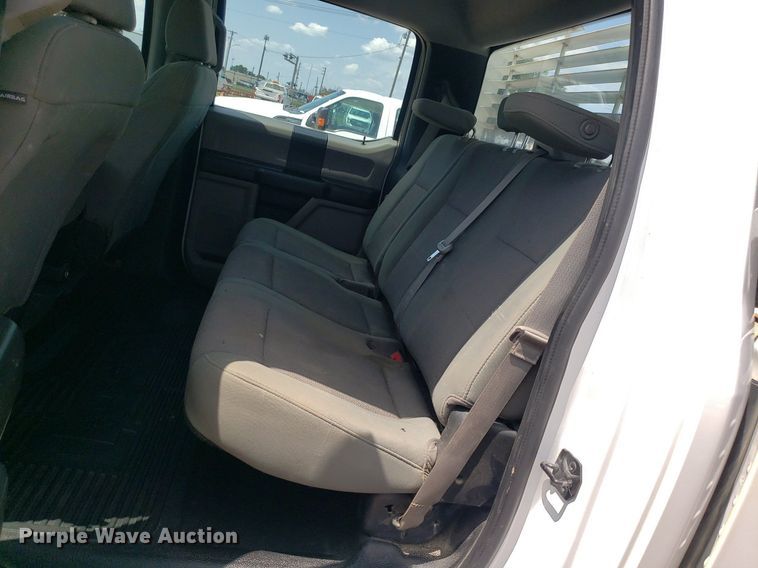 image for item IP9271 2018 Ford F250 Super Duty XL  Crew Cab pickup truck