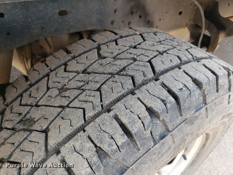 image for item IP9272 2016 Ford F250 Super Duty  Crew Cab pickup truck