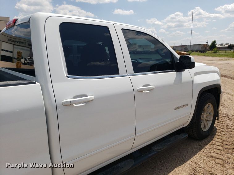 image for item IP9273 2017 GMC Sierra 1500  Double Cab pickup truck