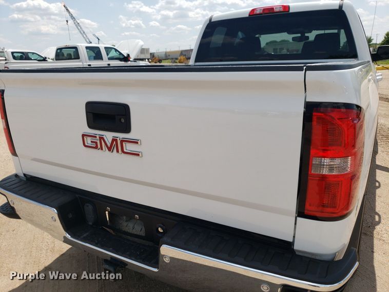 image for item IP9273 2017 GMC Sierra 1500  Double Cab pickup truck