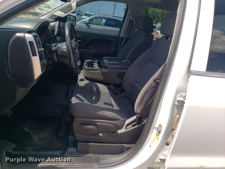 image for item IP9273 2017 GMC Sierra 1500  Double Cab pickup truck