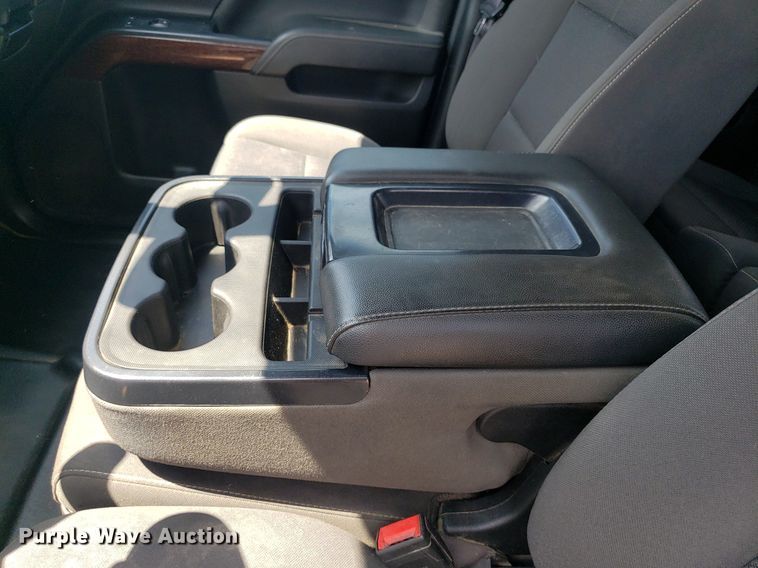 image for item IP9273 2017 GMC Sierra 1500  Double Cab pickup truck