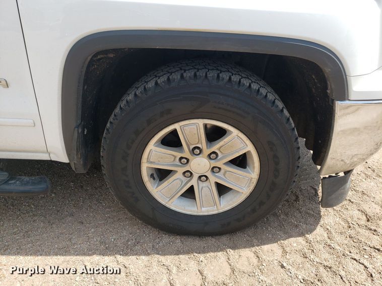 image for item IP9273 2017 GMC Sierra 1500  Double Cab pickup truck