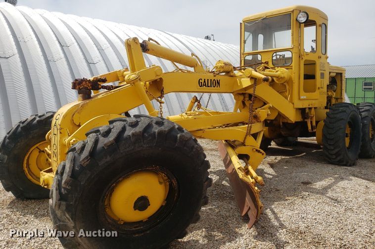 image for item IP9297 Galion 118  motor grader