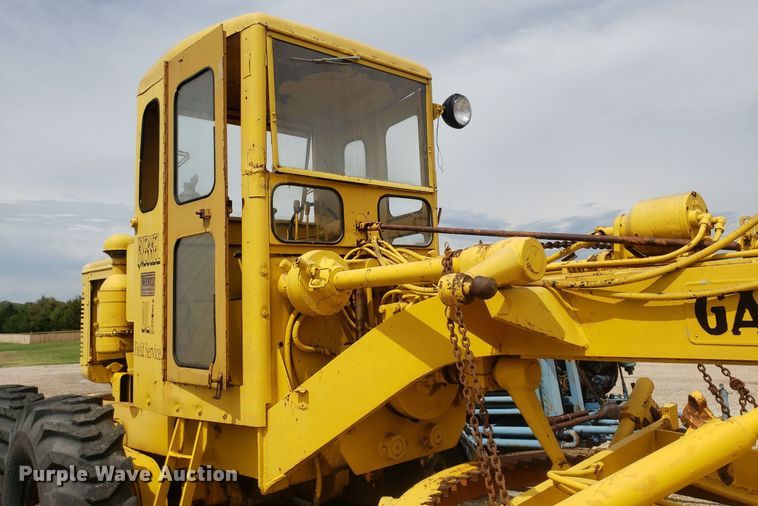 image for item IP9297 Galion 118  motor grader